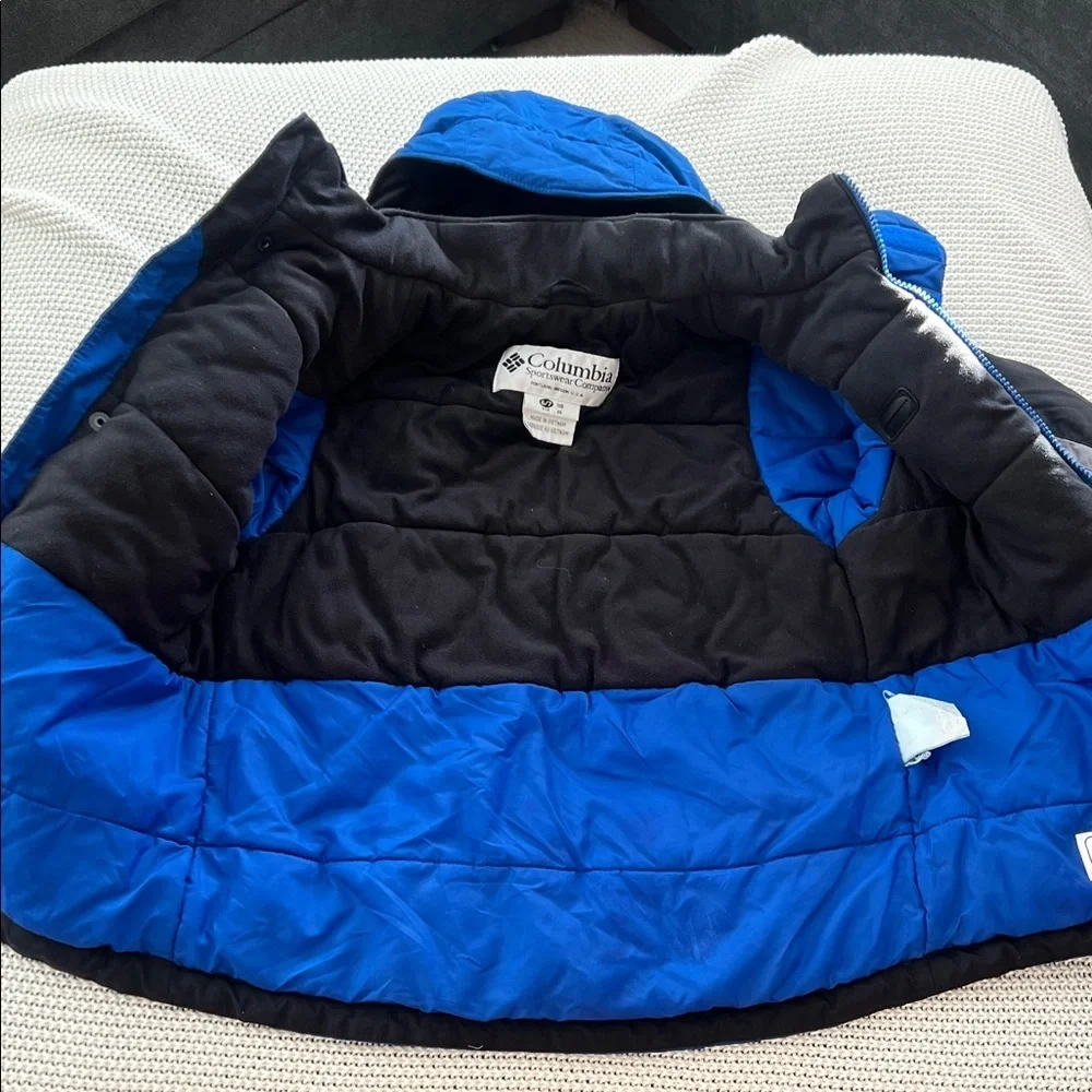 Columbia Black and Blue Sportswear Jacket